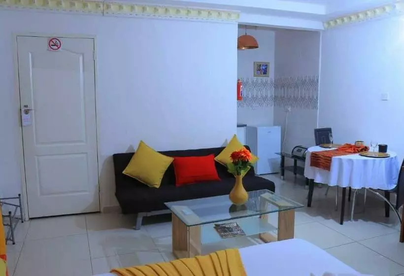 تختخواب و صبحانه Eagles Fountain Self Catering Apartment