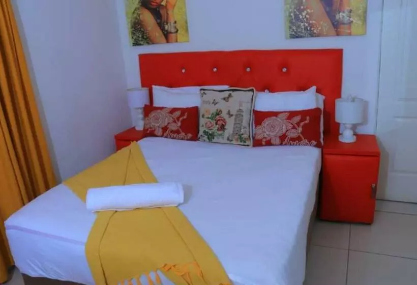 تختخواب و صبحانه Eagles Fountain Self Catering Apartment