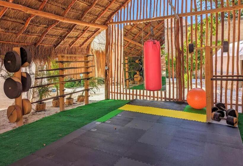 Xhule Hotel Boutique