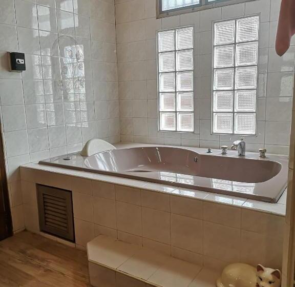 Hotel บ้านกิจเสรี