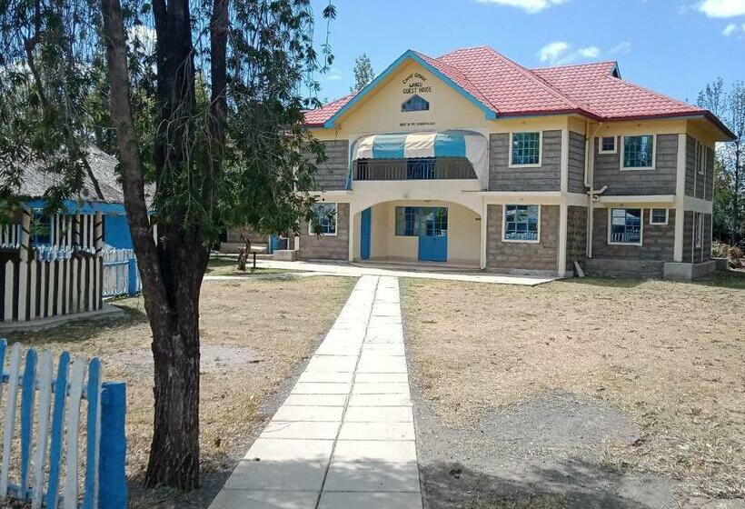 هتل کپسول Camp George Guest Lodge