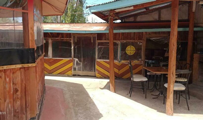 هتل کپسول Camp George Guest Lodge