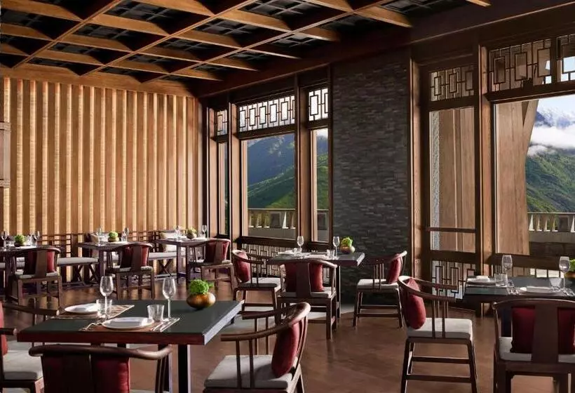 Hotelli Rissai Valley, A Ritz Carlton Reserve