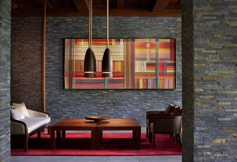 Hotelli Rissai Valley, A Ritz Carlton Reserve