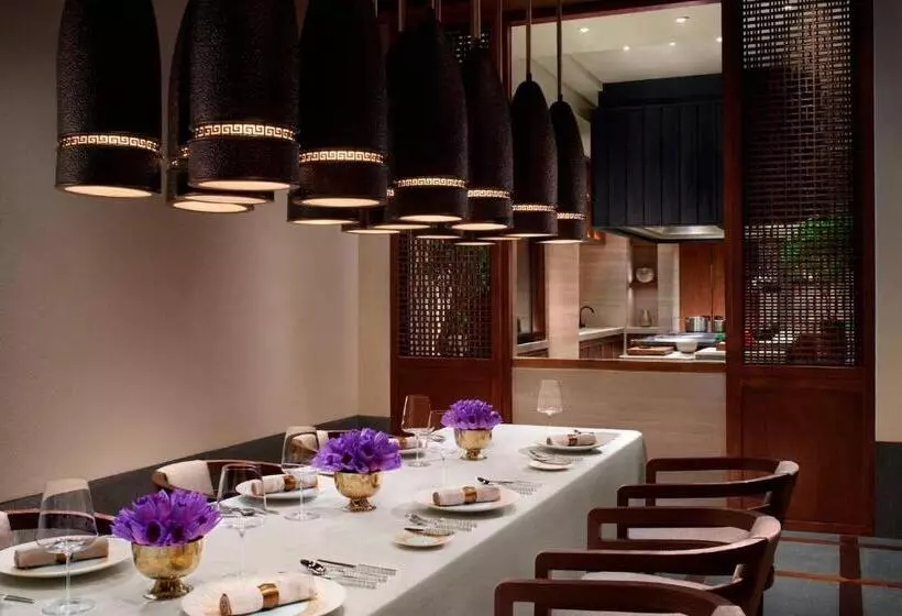 Hotelli Rissai Valley, A Ritz Carlton Reserve