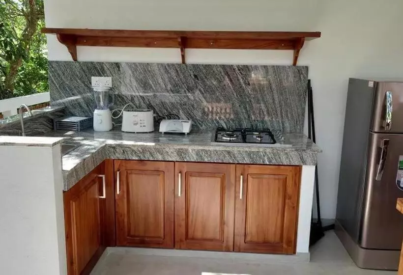 Majatalo Cocosurf House 2024