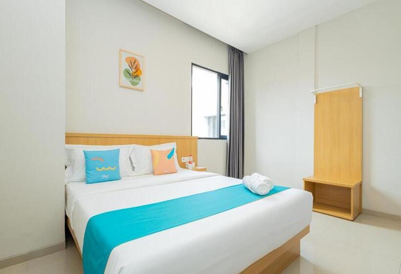 Sans Hotel Bobosini Malang By Reddoorz