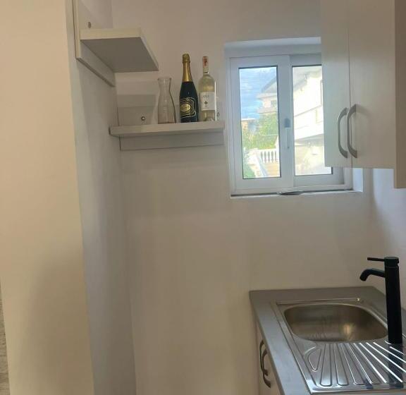 Bed and Breakfast Vila Irdi