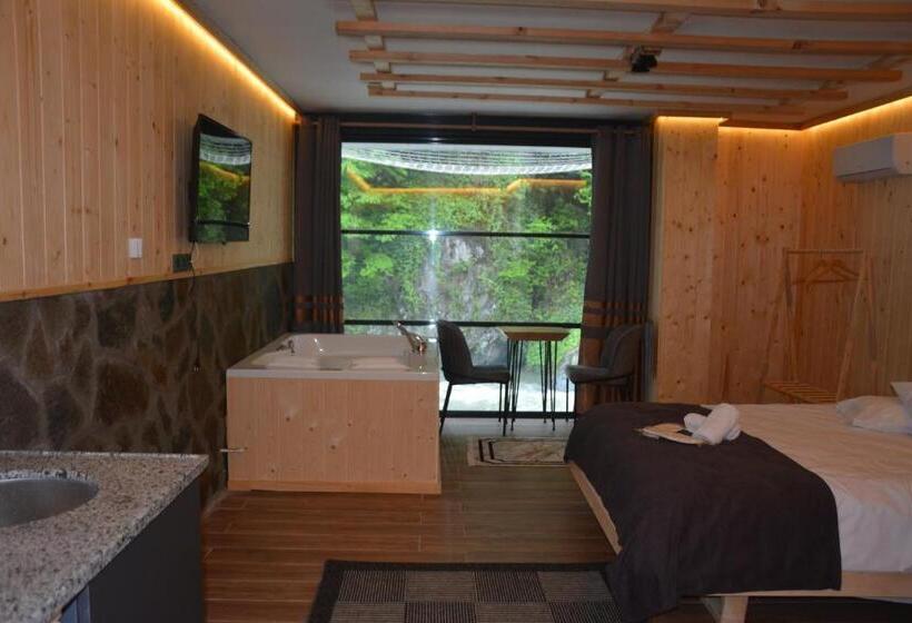 فندق Doğal Sui̇t Bungalov