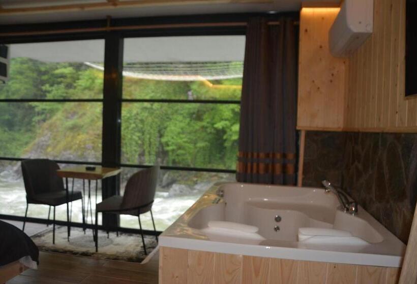 فندق Doğal Sui̇t Bungalov