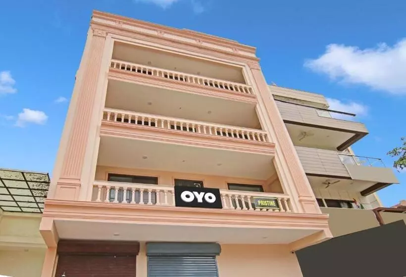 Hotel O Pristine