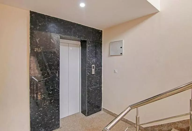 Hotel O Pristine