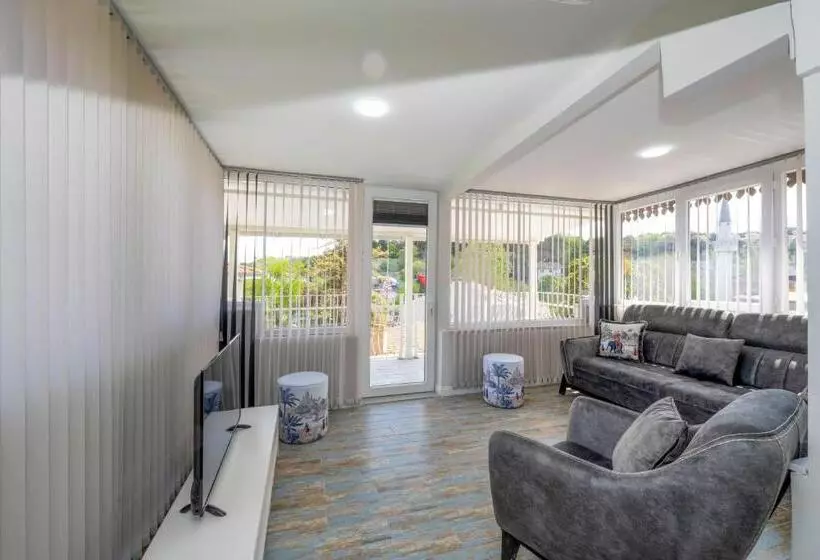 Bosphorus Exclusi̇ve Resi̇dence