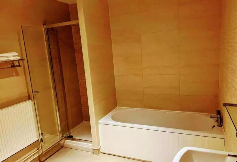 ホテル The Gillygate Bar And Rooms