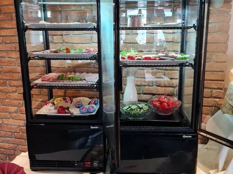 Retkeilymaja Alte Dorfschänke