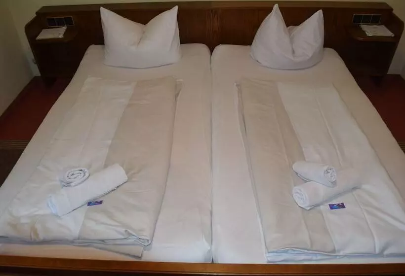 Retkeilymaja Alte Dorfschänke