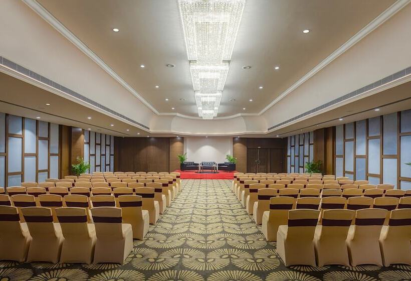 هتل Cygnett Inn Imperial Tezpur