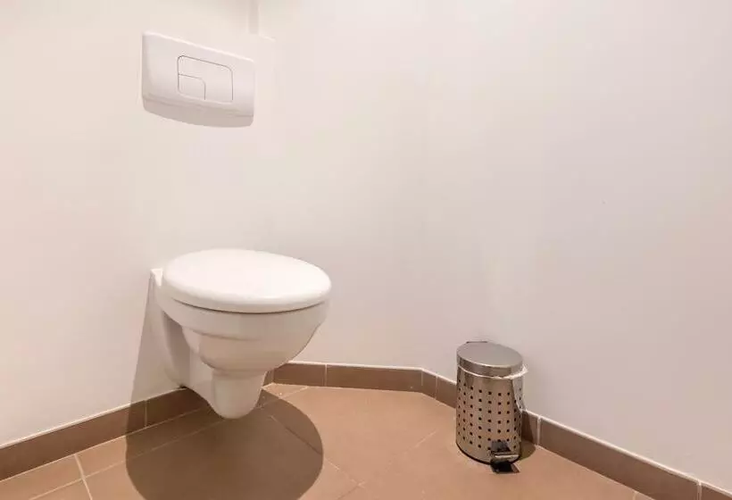 Hotelli Le Chat Qui Dort   Villa Gounod