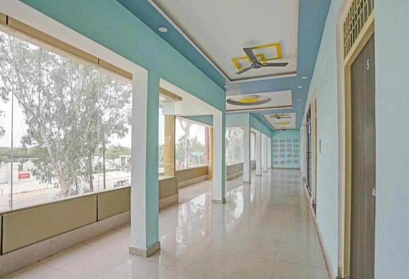 호텔 Oyo Flagship 81229 Avtar