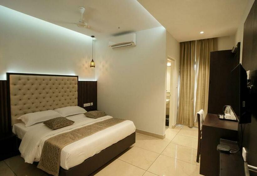 Hotel Sulu Residency