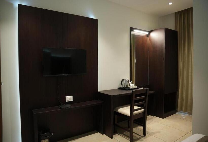 Hotel Sulu Residency