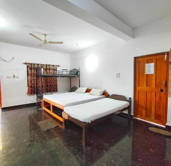 Hotell Yash Deep 100 Meter Calangute Beach