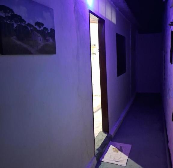 پانسیون Suite Central