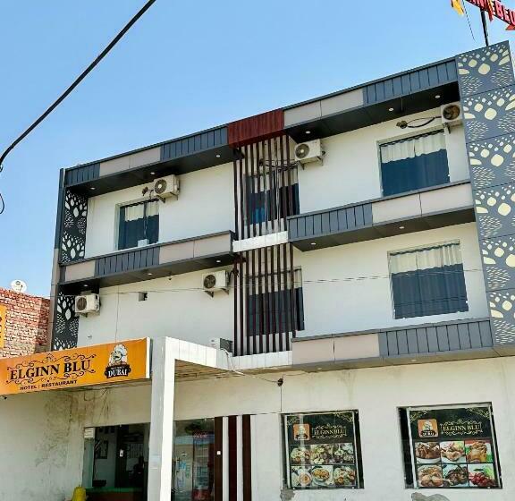 Hotel Oyo 81207 Elginn Blu  And Restaurant