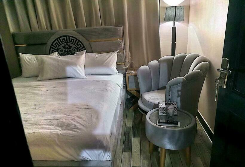 پانسیون Frank In Guest House