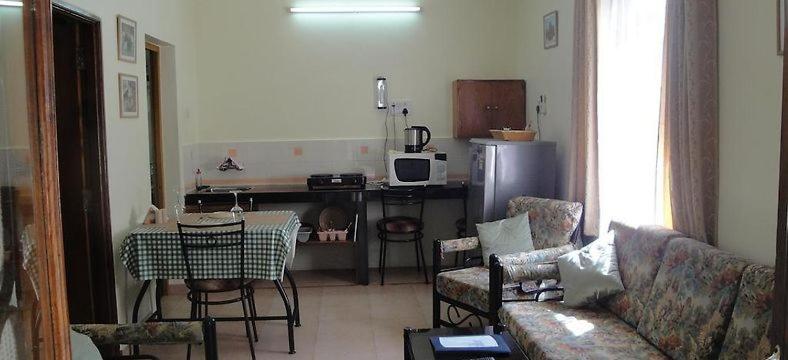 5 Bhk Villa With Private Pool, Goa Garden Resort At South Goa