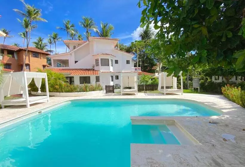 هتل Los Corales Villas And Suites   Beach Club, Spa, Restaurants