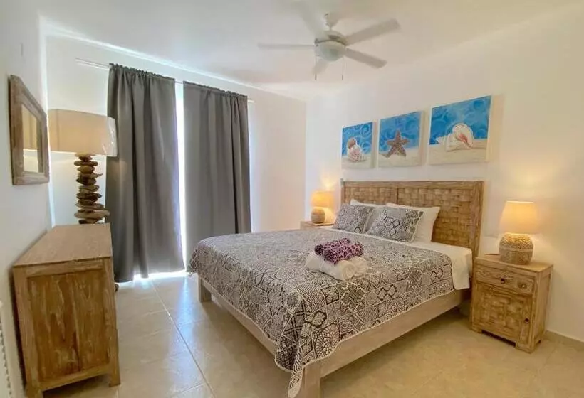 هتل Los Corales Villas And Suites   Beach Club, Spa, Restaurants