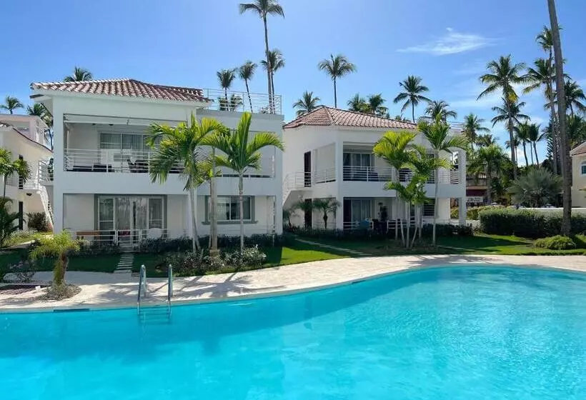 هتل Los Corales Villas And Suites   Beach Club, Spa, Restaurants