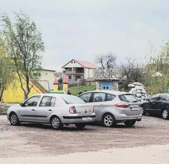 Majatalo Casa Rasaritul Soarelui Sarichioi