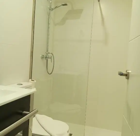 پانسیون Hostal La Estacion Terrazas