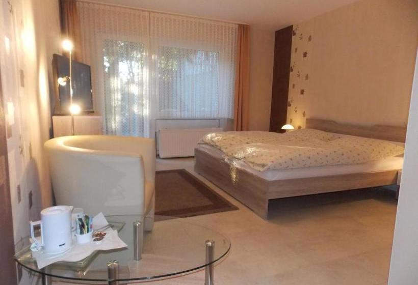 בית מלון כפרי Gästehaus Tannenhof