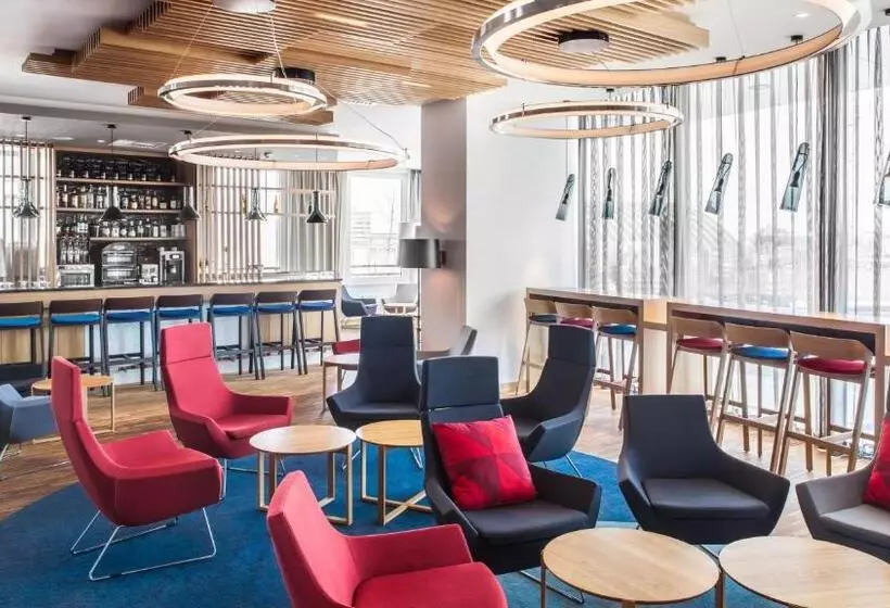 ホテル Holiday Inn Express Munich City West, An Ihg