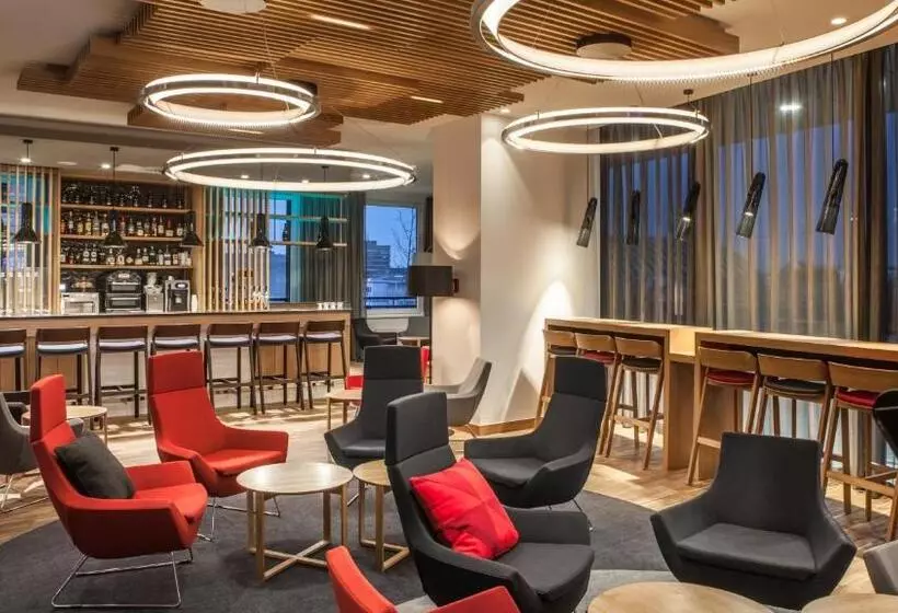 ホテル Holiday Inn Express Munich City West, An Ihg