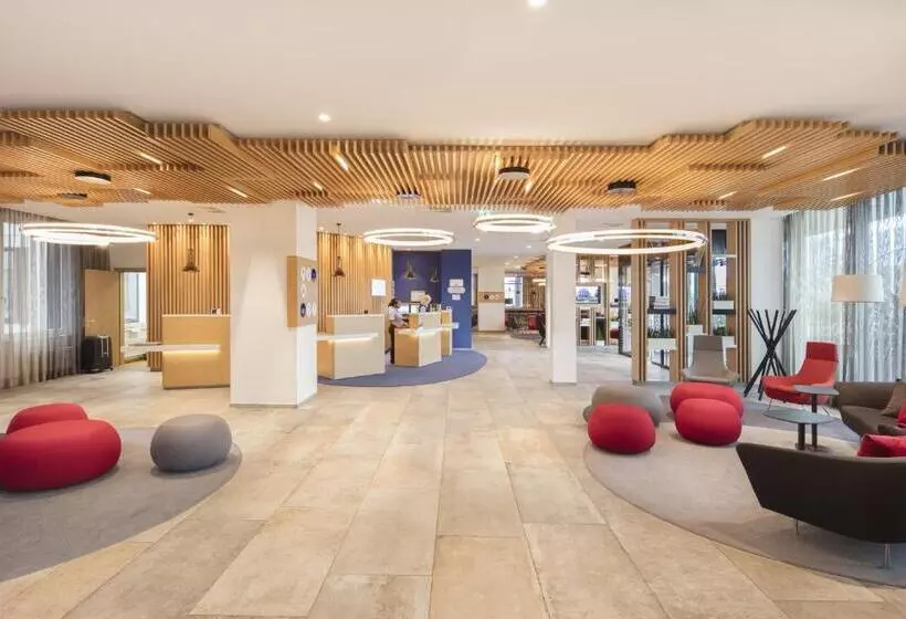 ホテル Holiday Inn Express Munich City West, An Ihg