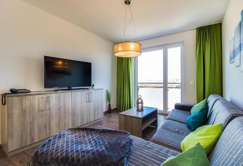 ホテル Lagovida Das Ferienresort Am Störmthaler See