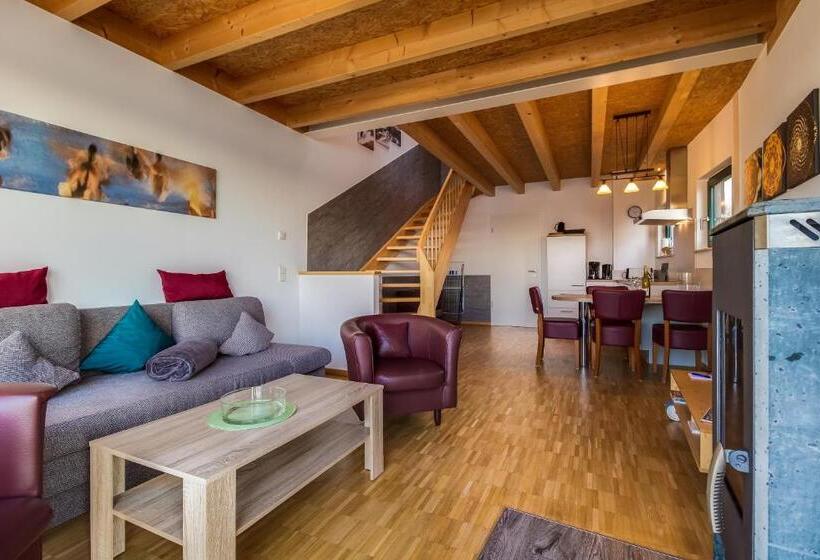 ホテル Lagovida Das Ferienresort Am Störmthaler See