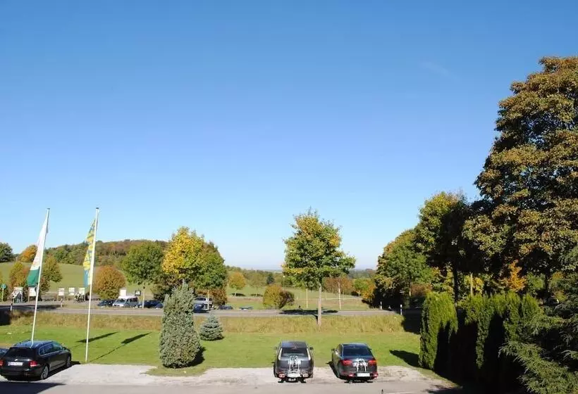 Hotelli Landgasthof Gruss