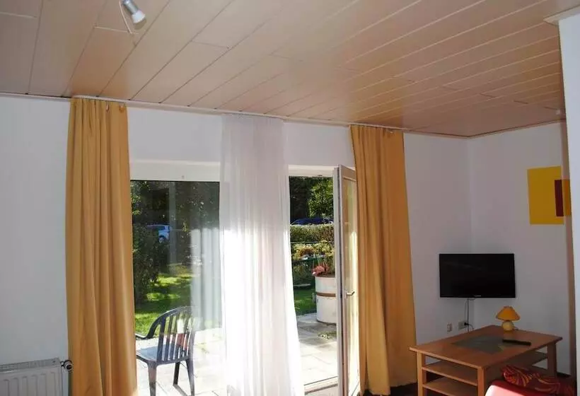 Hotelli Landgasthof Gruss