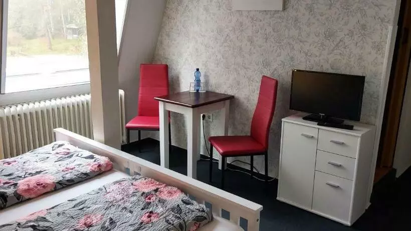 هتل Pension  Das Kleine Landhaus