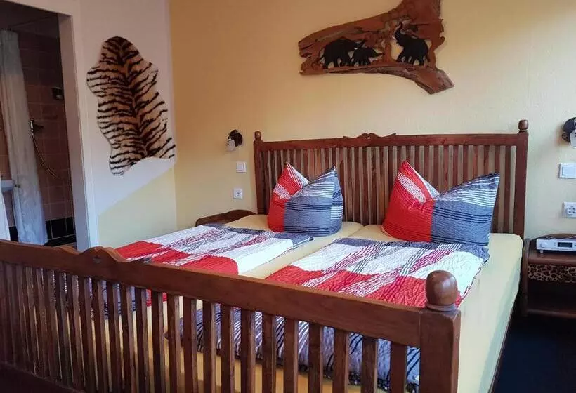 هتل Pension  Das Kleine Landhaus