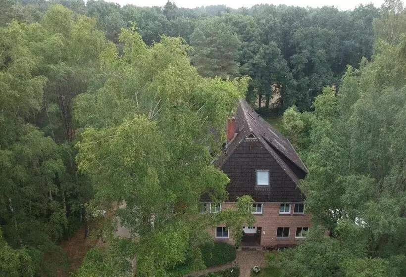 هتل Pension  Das Kleine Landhaus