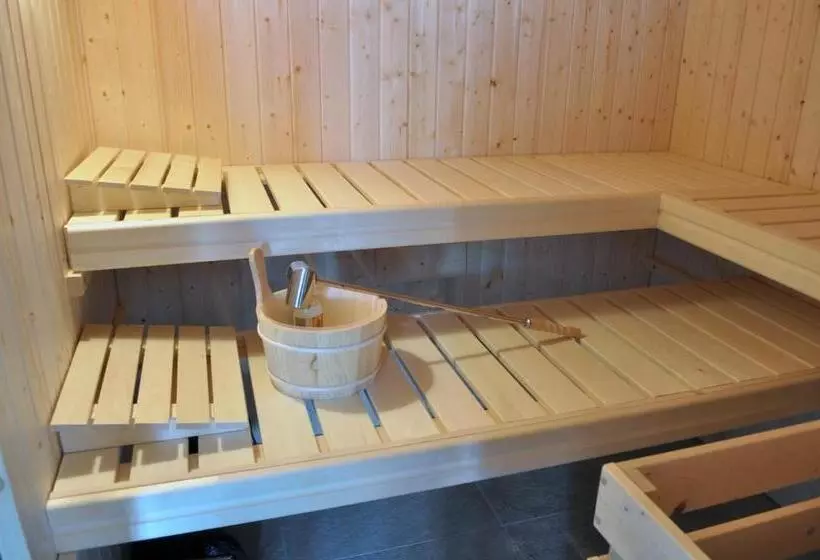 Hotelli Pension Schlossidyll