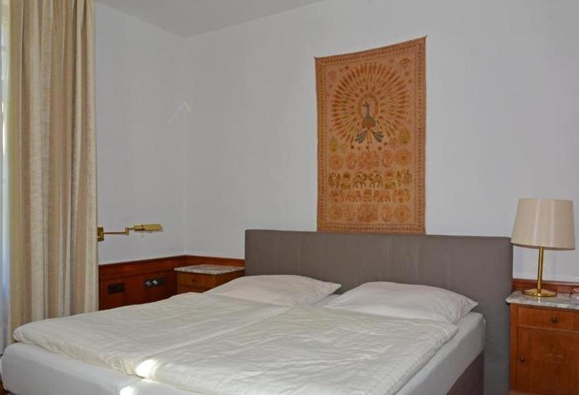 Отель Philosophenvilla