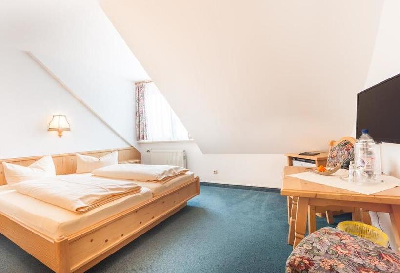 فندق Und Restaurant Piccolo