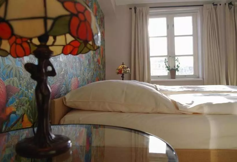 ホテル Restaurant Anno 1617